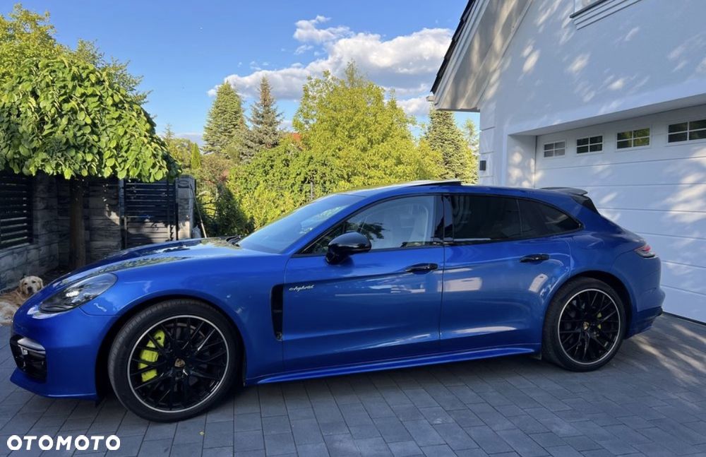 Porsche Panamera 4 - 26