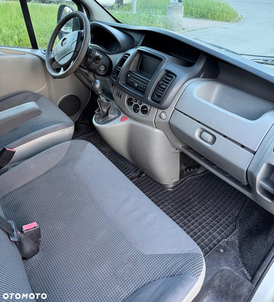 Opel vivaro - 14