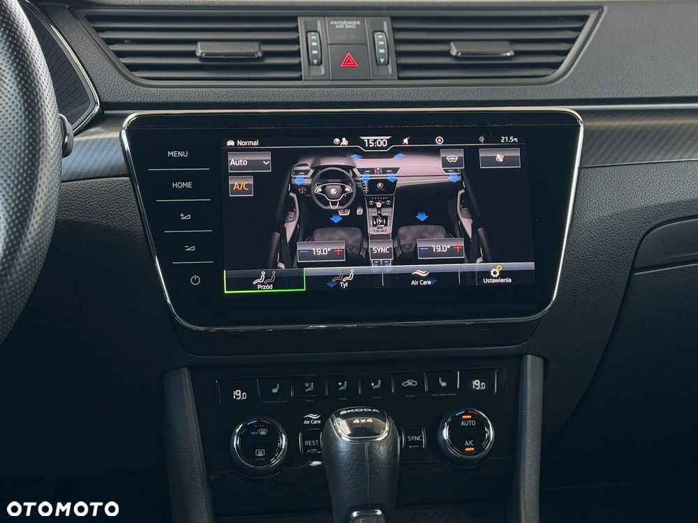 Skoda Superb 2.0 TDI SCR 4x4 Sportline DSG - 38