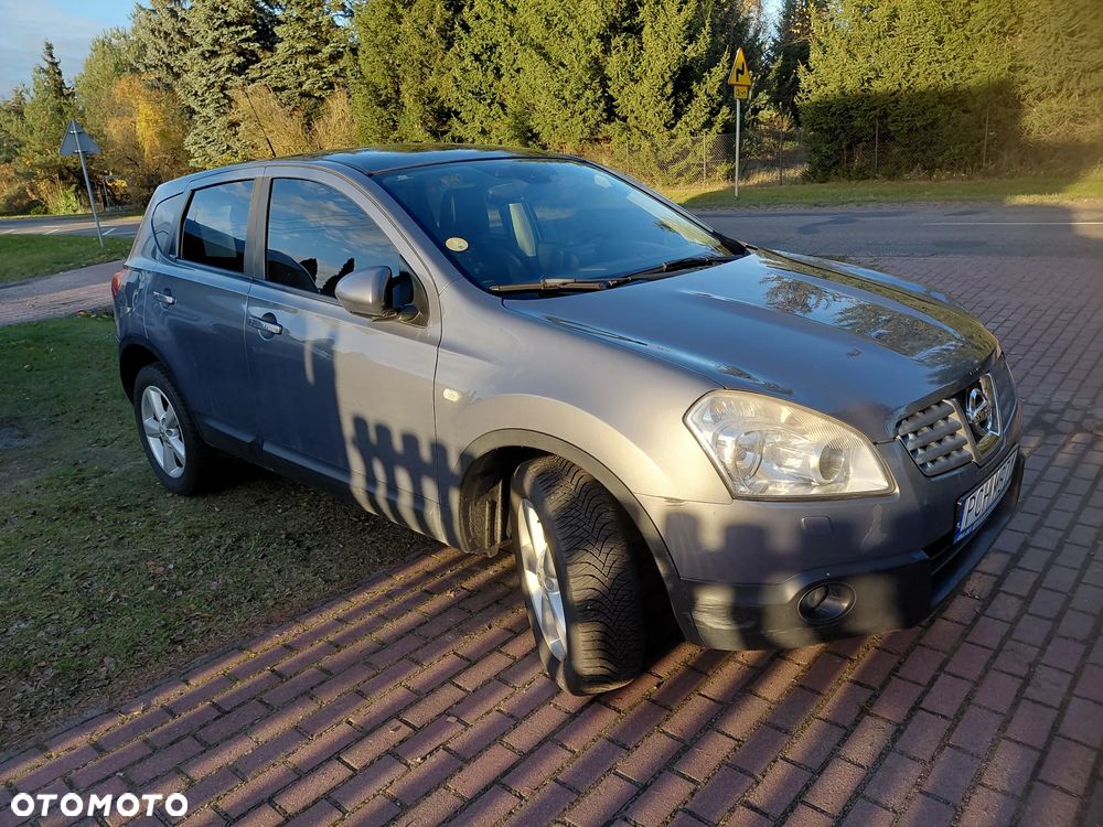 Nissan Qashqai 2.0 dCi 4 x 4 DPF tekna - 1