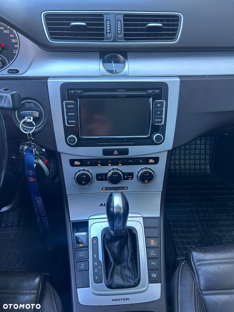 Volkswagen Passat Alltrack 2.0 TDI 4Mot DSG - 13
