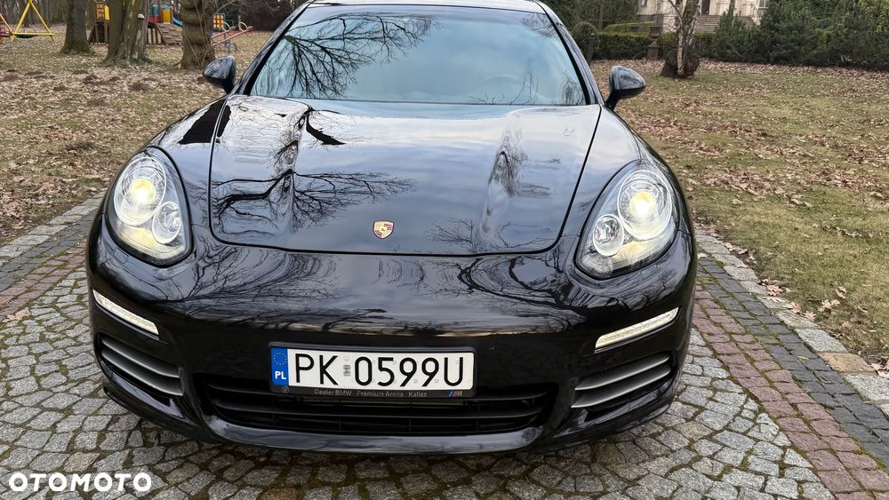 Porsche Panamera 4S - 8