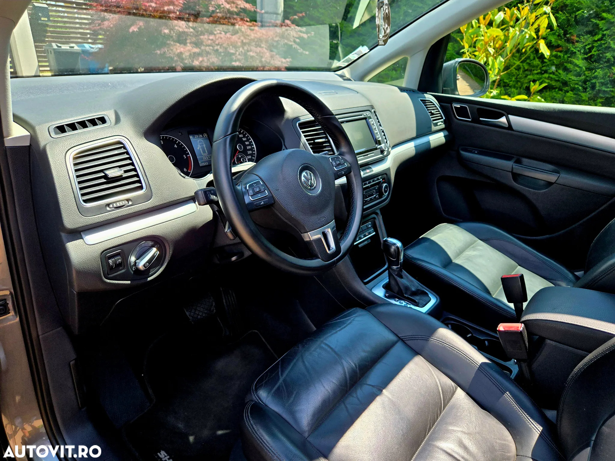 Volkswagen Sharan 2.0 TDI DSG Blue Motion Highline - 5