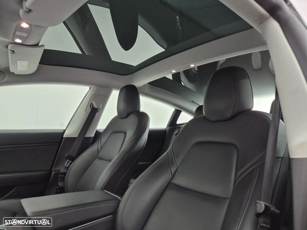 Tesla Model 3 Standard Range Plus RWD - 5