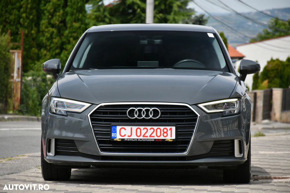 Audi A3 1.6 TDI S tronic Sport - 3