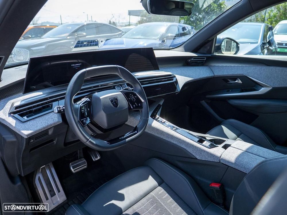 Peugeot E-3008 73 kWh Allure - 23
