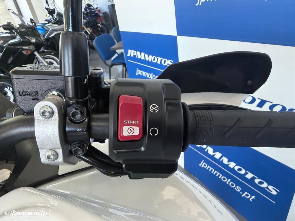 Honda Transalp XL 750 - 11