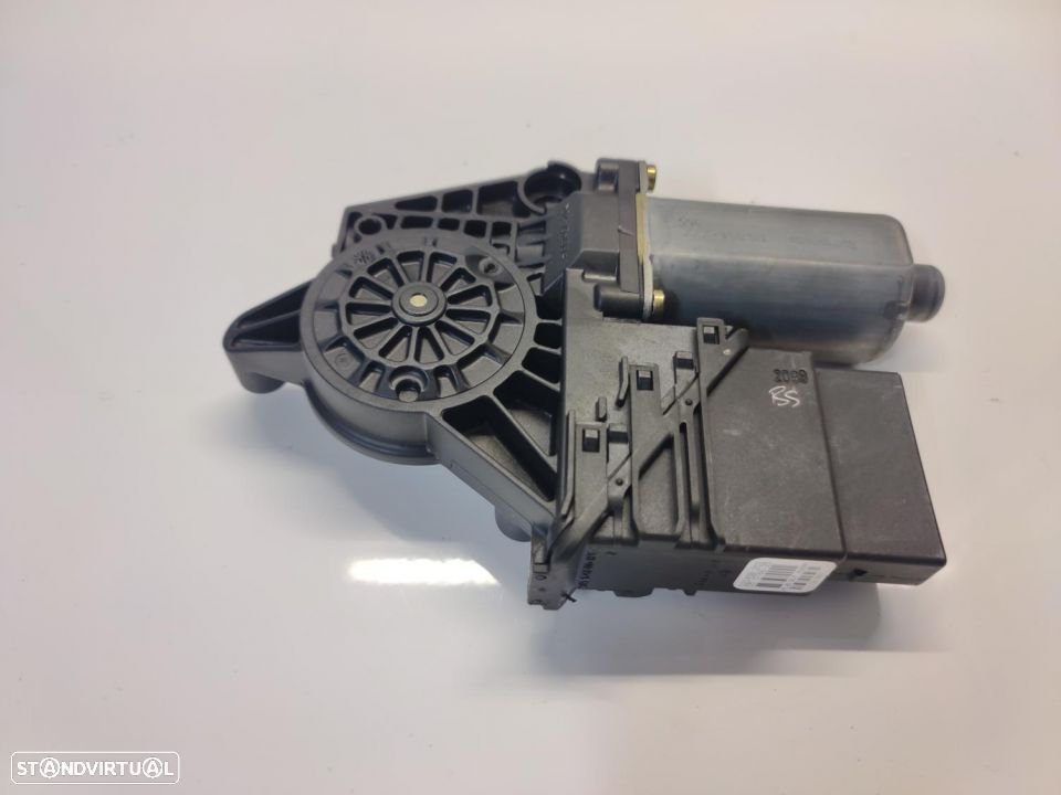 Motor elevador Vidro elétrico porta traseira direita VW Passat B5 97 a 2005 - 1