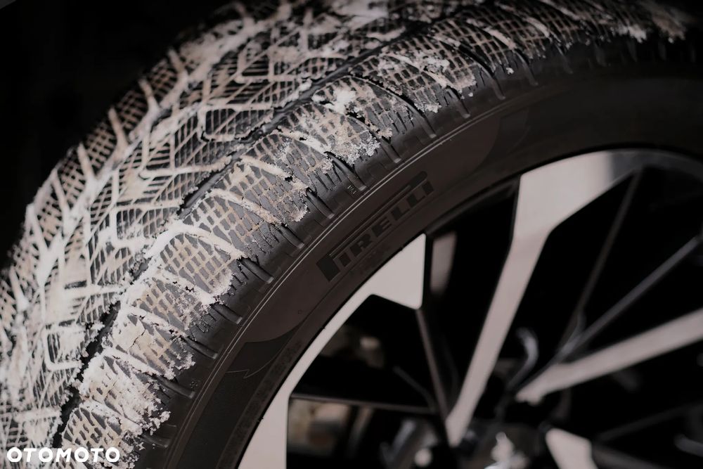 Mitsubishi Outlander - 17