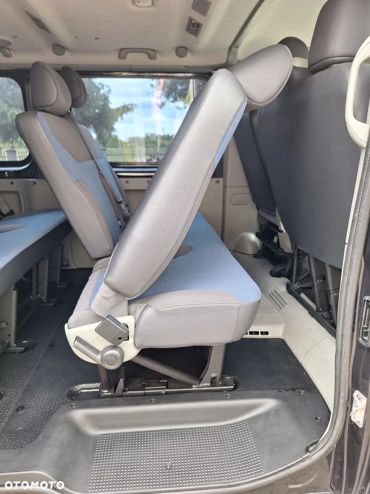 Renault Trafic FAP Grand Passenger Black Edition - 26