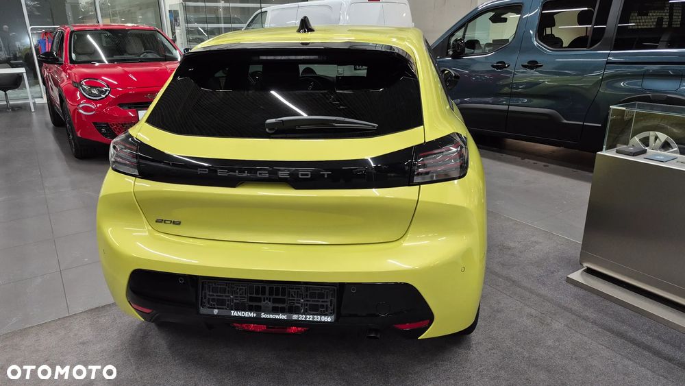 Peugeot 208 1.2 mHEV Allure - 3