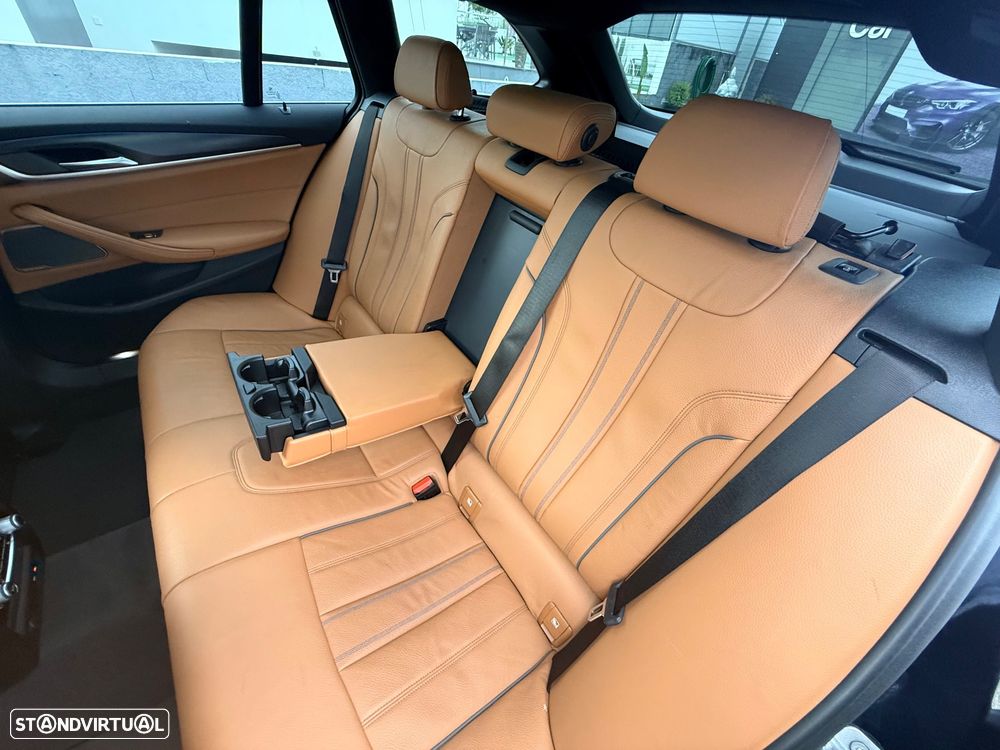 BMW 530 e Pack Desportivo M - 46