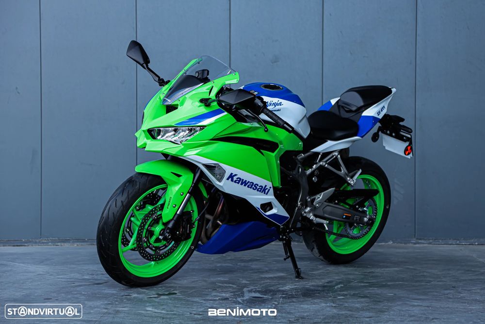 Kawasaki ZX 4RR 40th Anniversary - 3