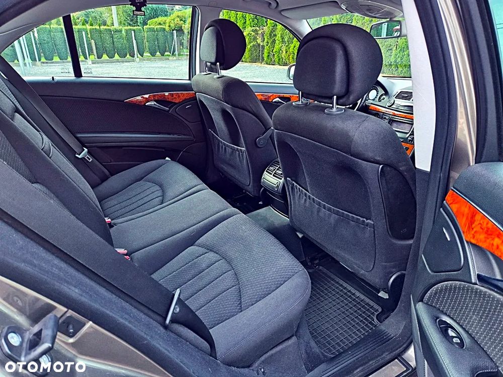 Mercedes-Benz Klasa E 200 T CDI Automatik Avantgarde - 11