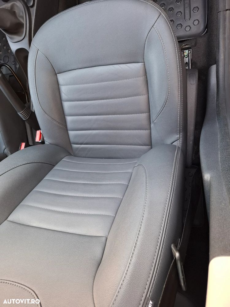 Dacia Duster 1.5 dCi 4x4 Laureate - 13