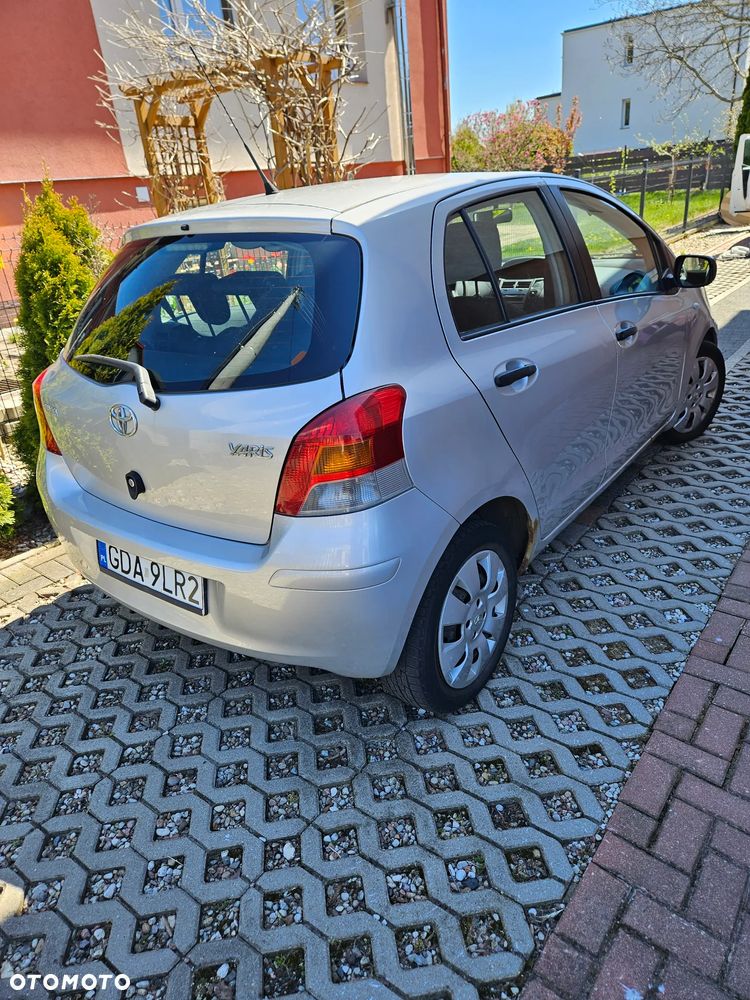 Toyota Yaris 1.33 Luna - 7