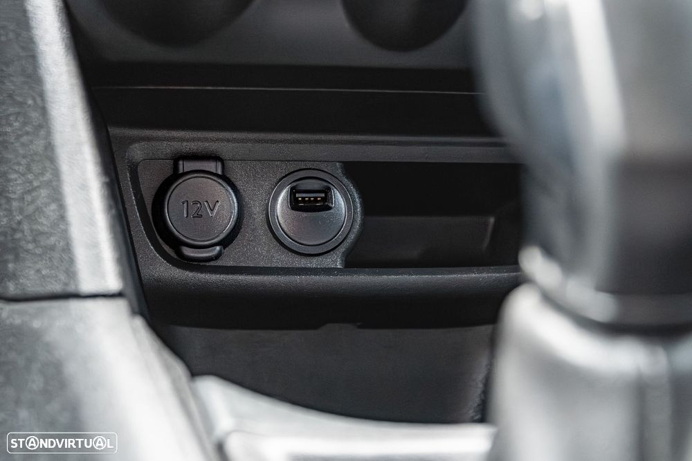 Peugeot 208 1.6 BlueHDi Style - 17