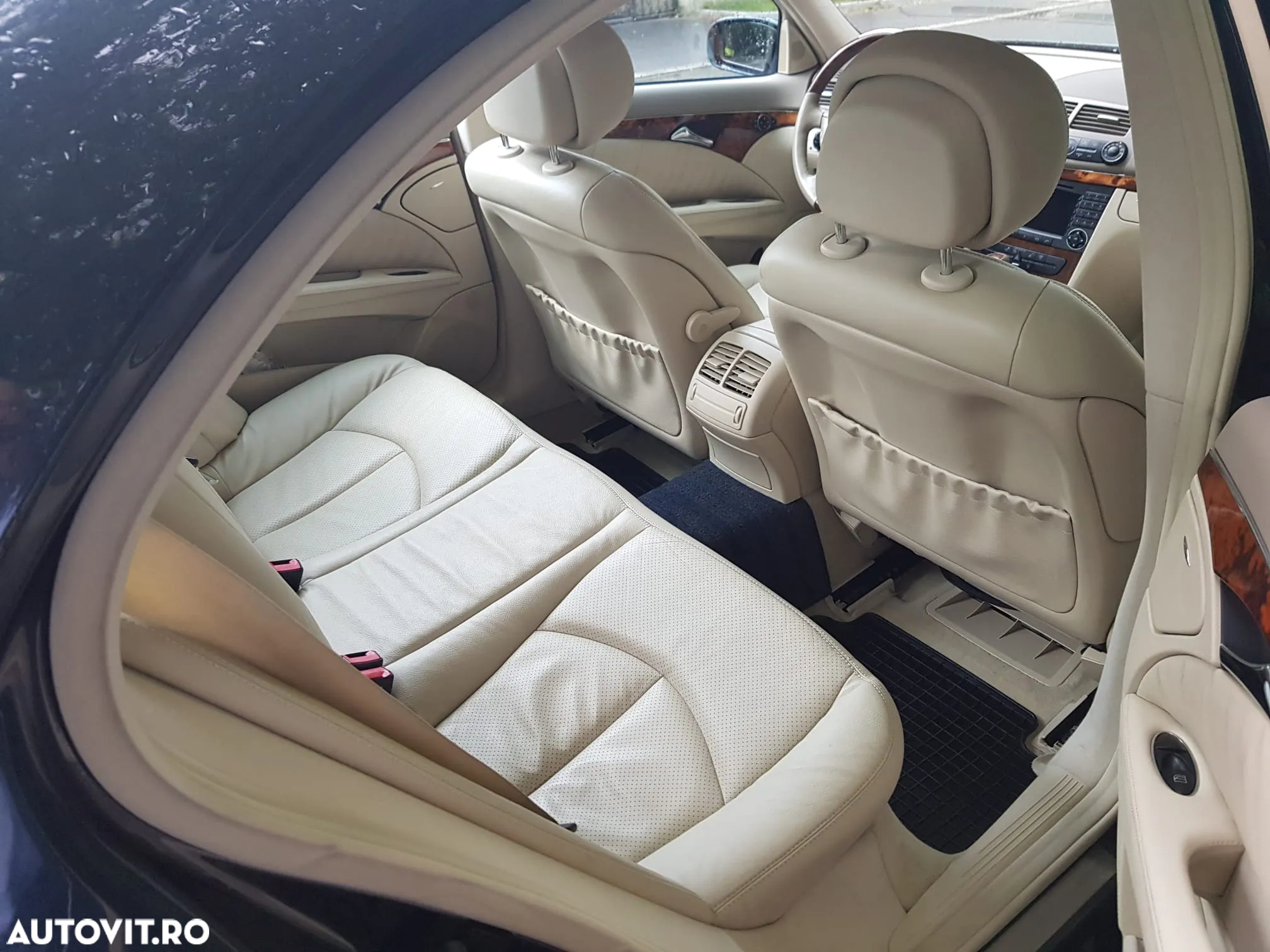 Mercedes-Benz E - 7
