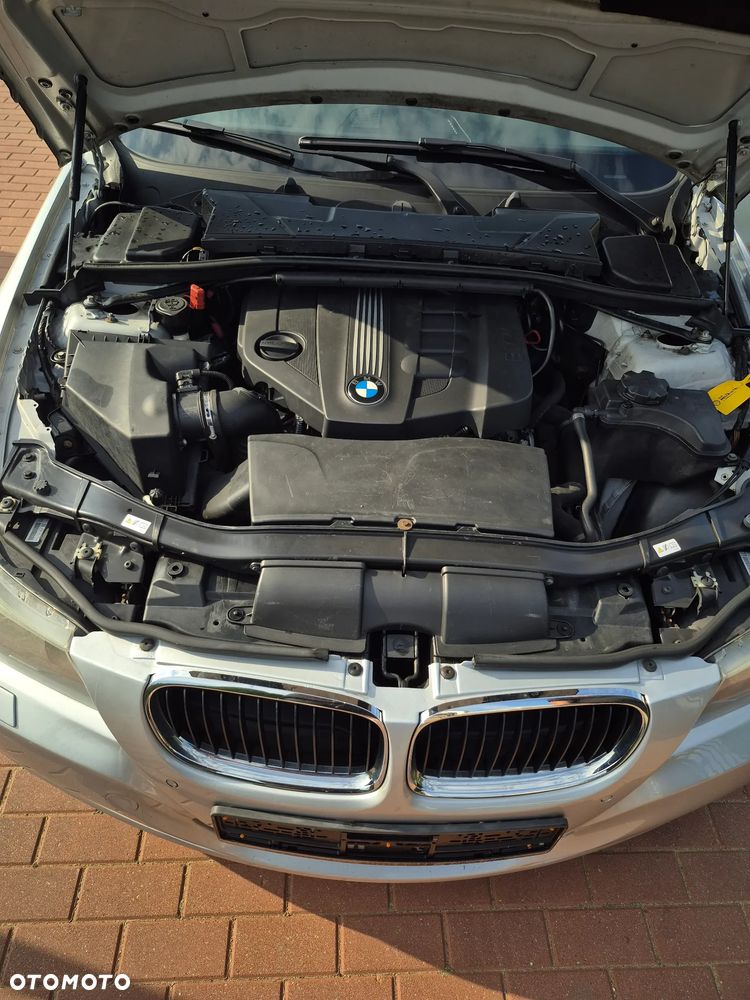 BMW Seria 3 316d - 9