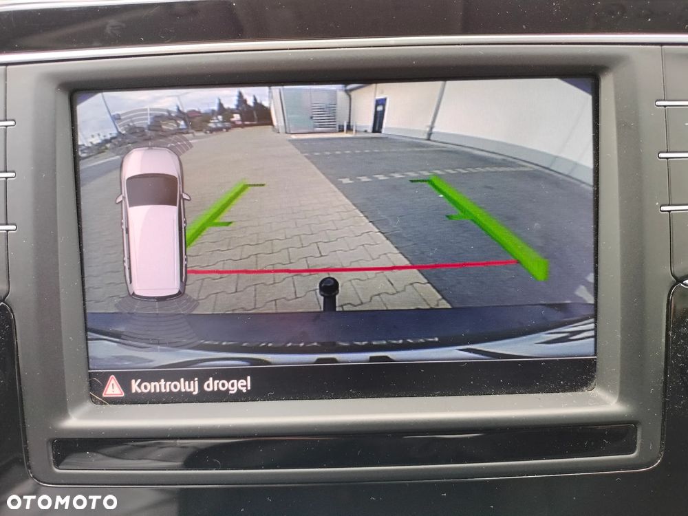 Volkswagen Touran 1.6 TDI SCR (BlueMotion Technology) SOUND - 6