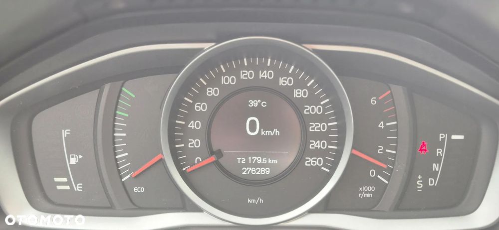 Volvo V60 I (2011-2018) D4 Drive-E Momentum, 2015