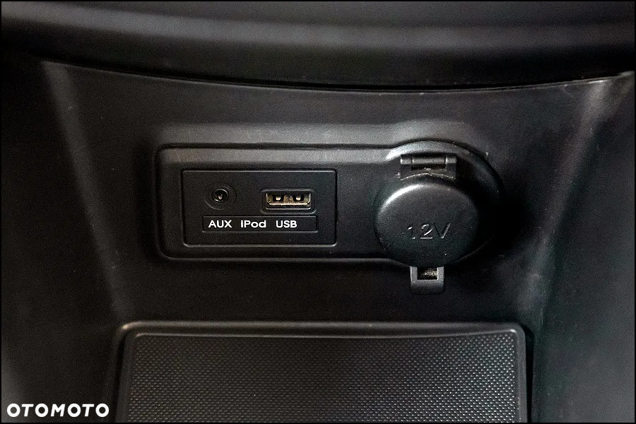 Kia Venga - 24