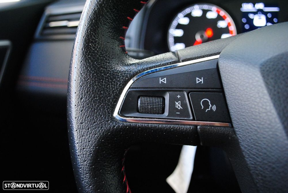 SEAT Arona 1.0 TSI FR - 11