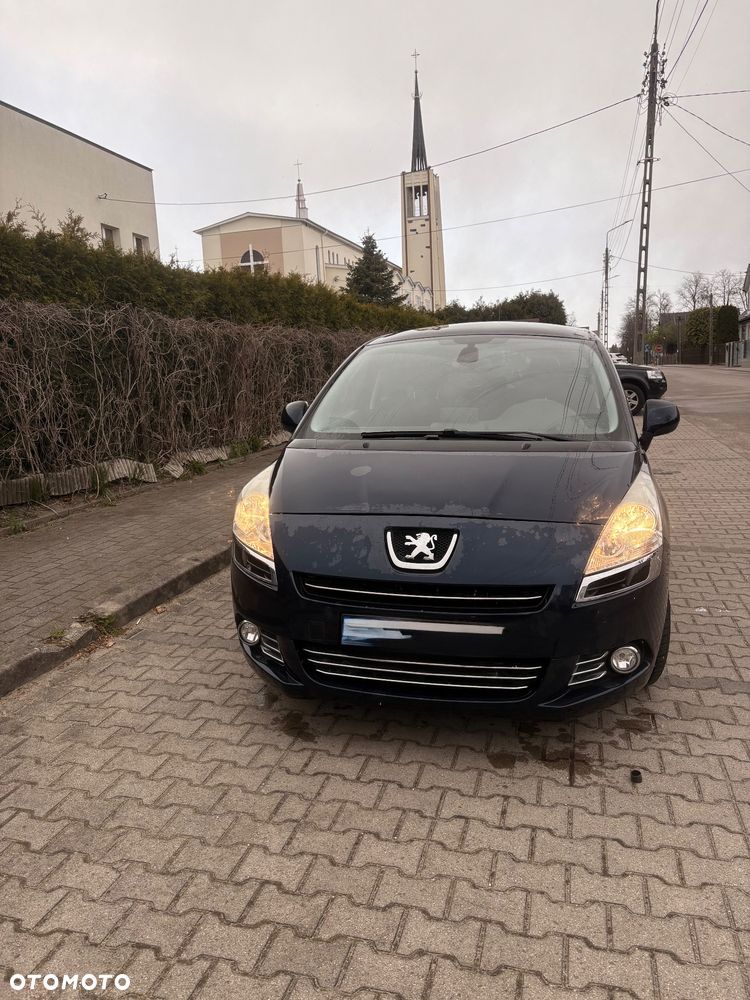 Peugeot 5008 - 3