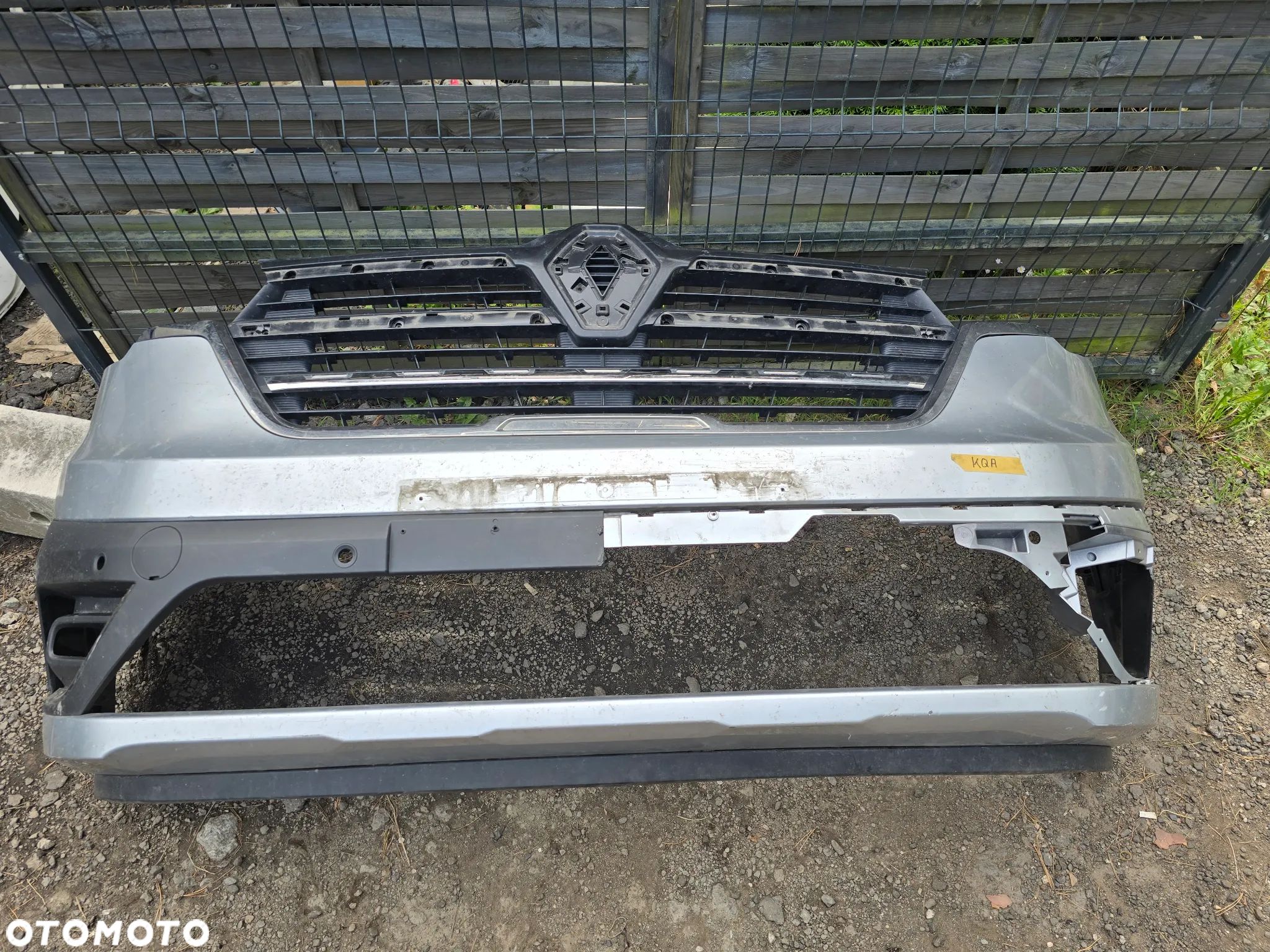 Renault trafic IV zderzak przód grill - 1
