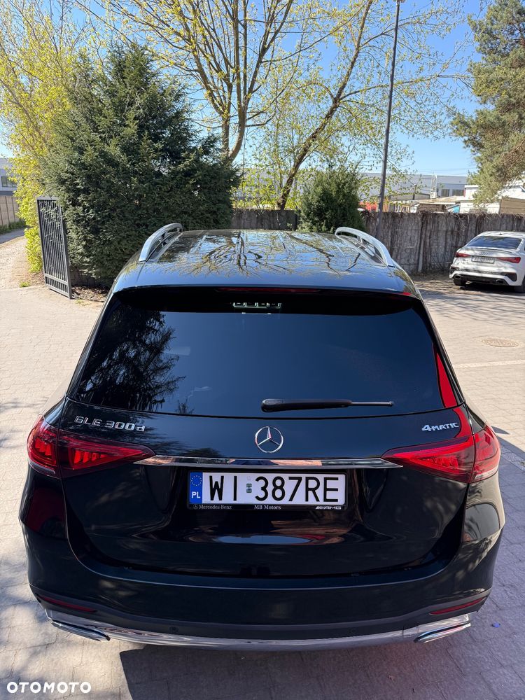 Mercedes-Benz GLE - 12