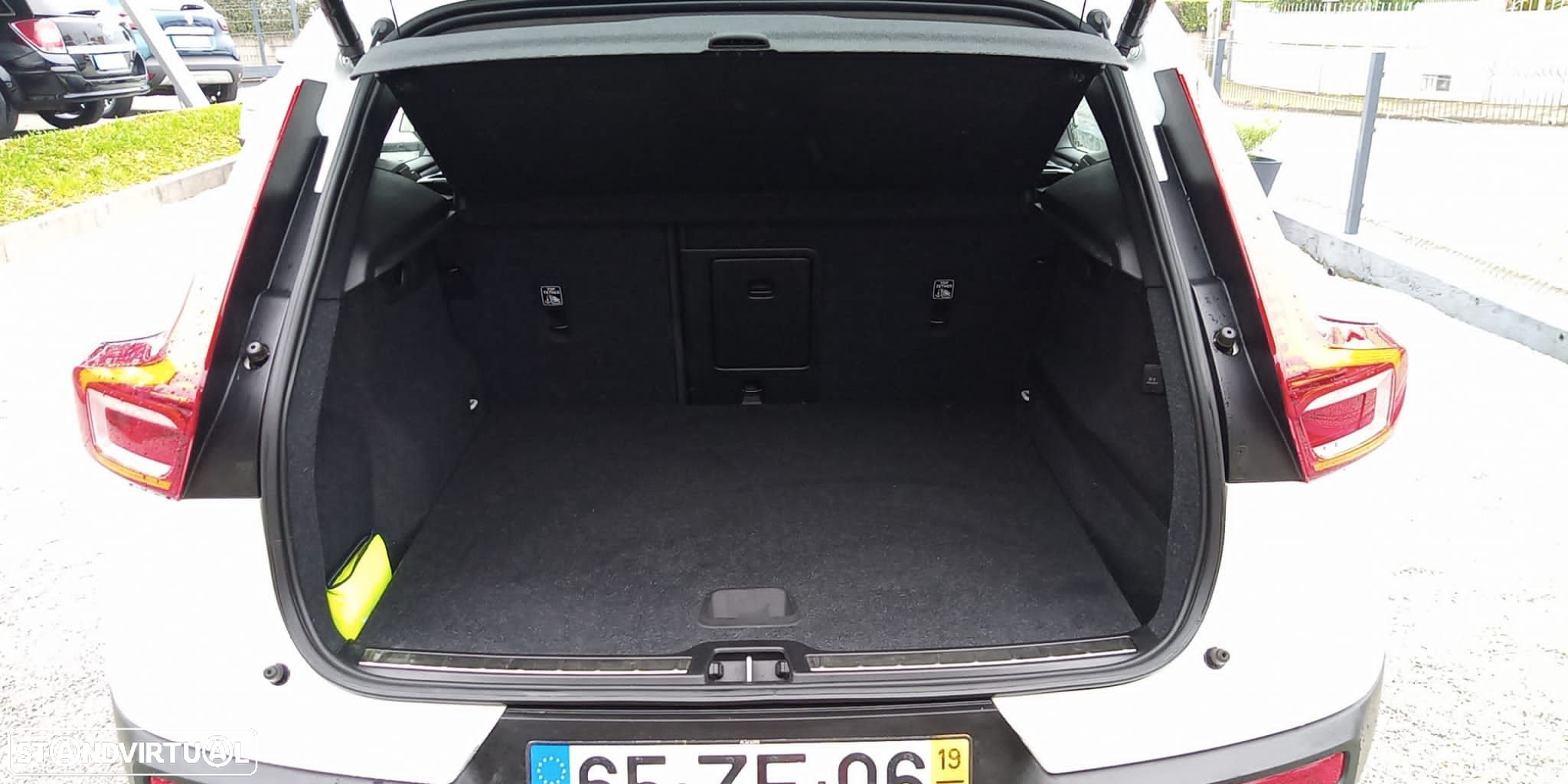 Volvo XC 40 2.0 D3 Inscription Geartronic - 37