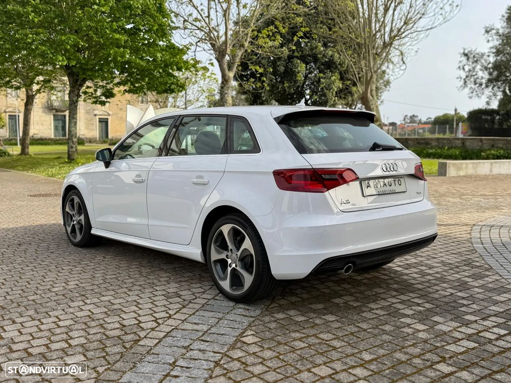 Audi A3 Sportback 1.6 TDI (clean diesel) S line Sport Pack - 4