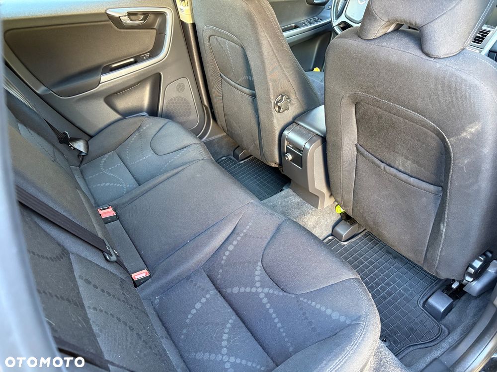 Volvo XC 60 D4 Base - 10