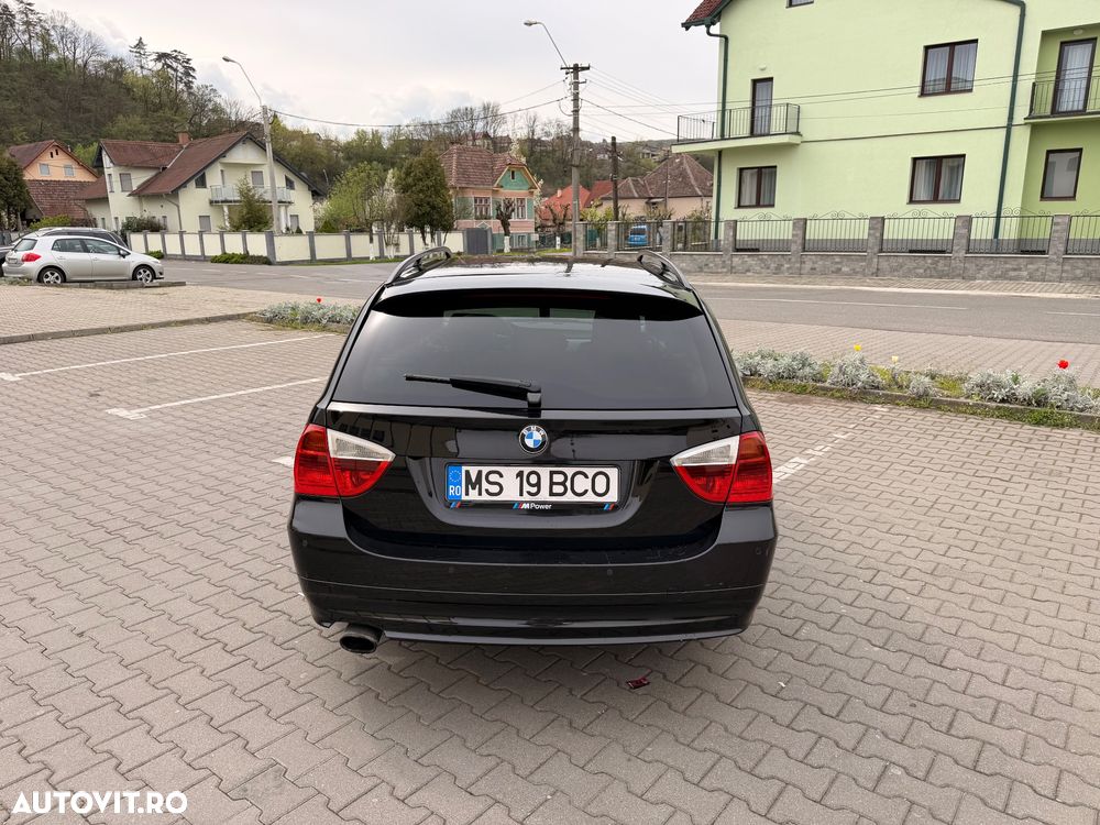BMW Seria 3 318d - 5