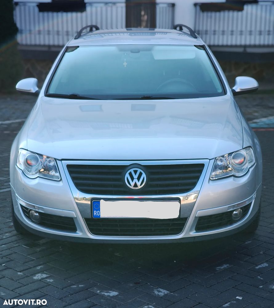 Volkswagen Passat - 1