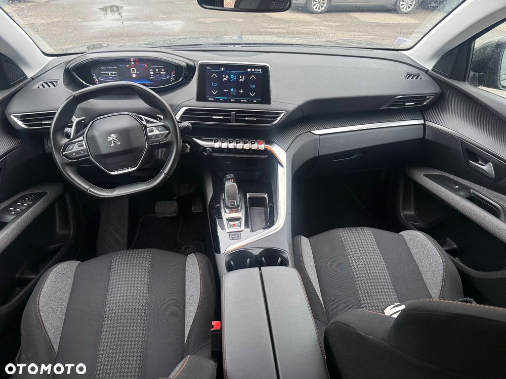 Peugeot 5008 1.5 BlueHDi Allure S&S EAT8 - 10
