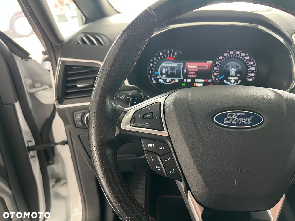 Ford S-Max 2.0 EcoBlue ST-Line - 23