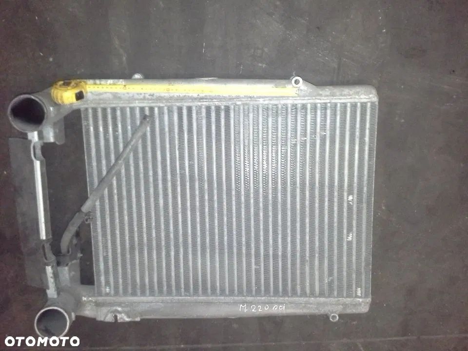 CHŁODNICA INTERCOOlera midlum 220 dci - 2