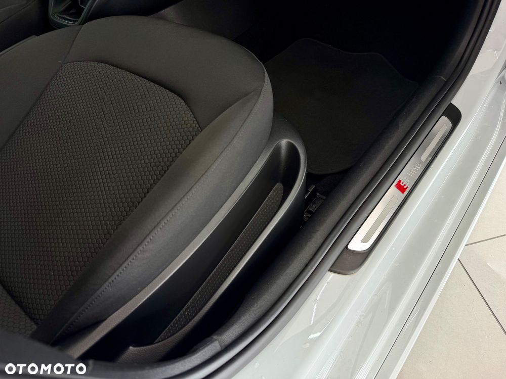 Audi A1 Sportback 1.2 TFSI S line edition m S line Sportpaket - 32