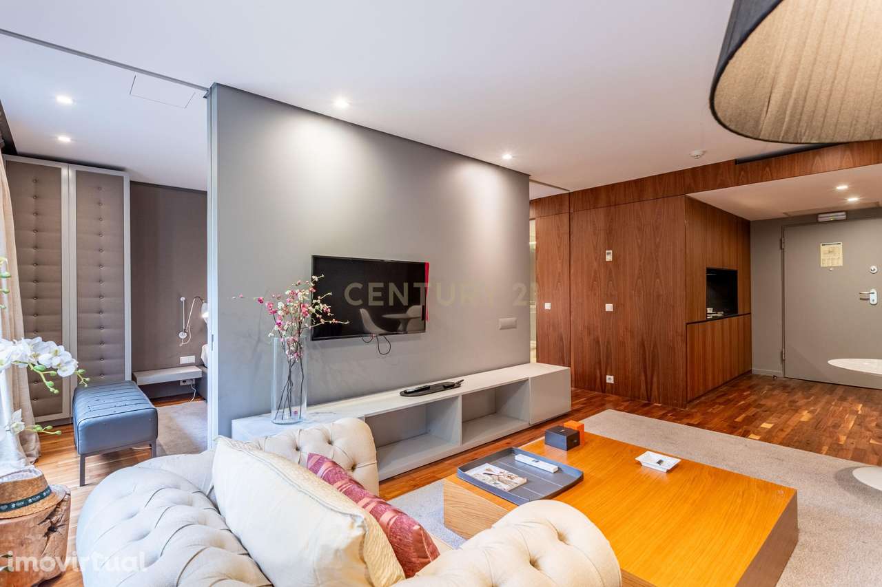 Moderno Apartamento T1 em Santo António, Lisboa - Grande imagem: 2/24