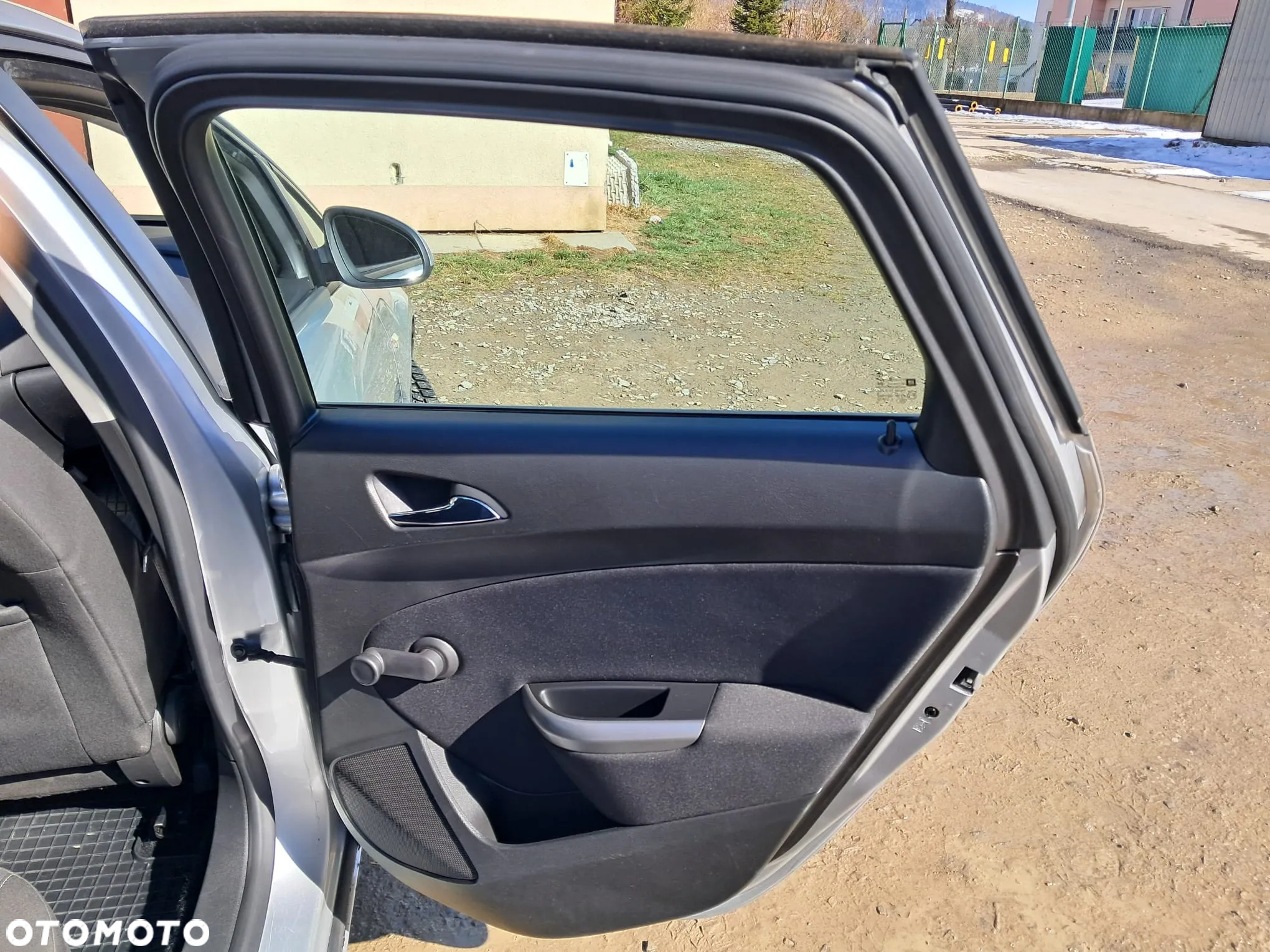 Opel Astra - 25