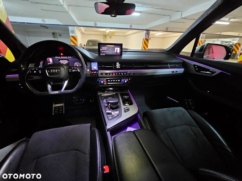 Audi SQ7 - 21