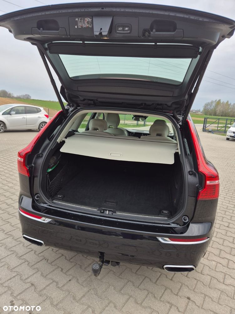 Volvo XC 60 D5 AWD Inscription - 8