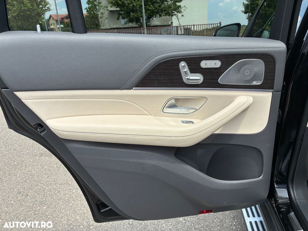 Mercedes-Benz GLS - 18
