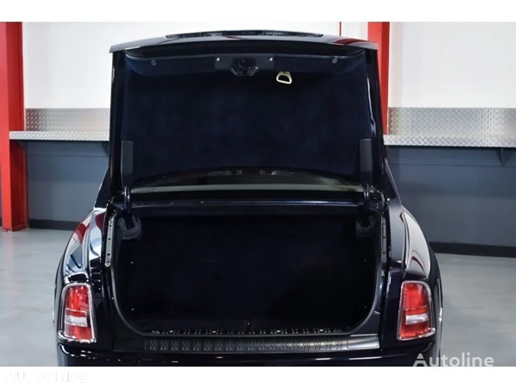Rolls-Royce Phantom - 34