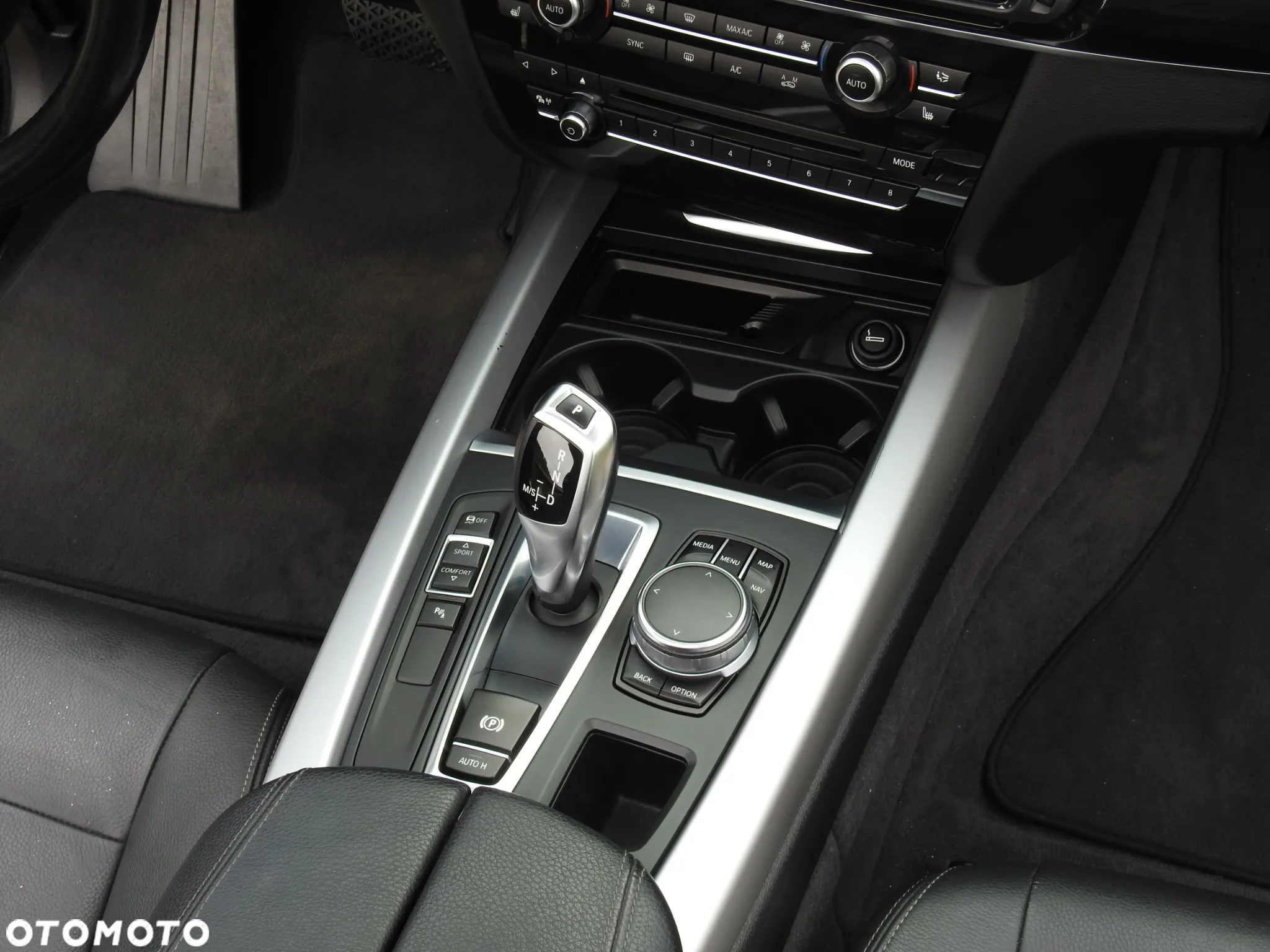 BMW X5 sDrive25d - 32