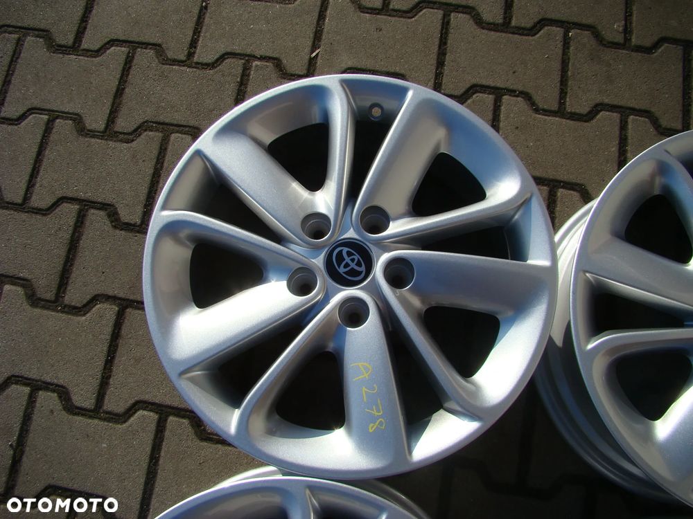 a278 5x114,3 Toyota Yaris Cross C-HR Auris Corolla Camry 7Jx17 - 2