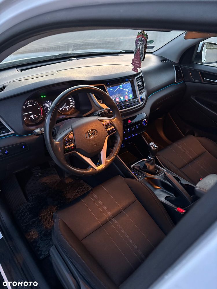 Hyundai Tucson 1.7 CRDI BlueDrive Classic 2WD - 6