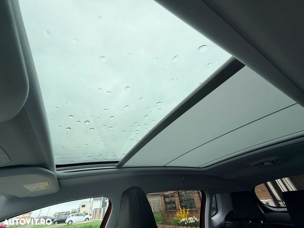 Peugeot 2008 PureTech 130 Stop&Start GT-Line Edition - 24