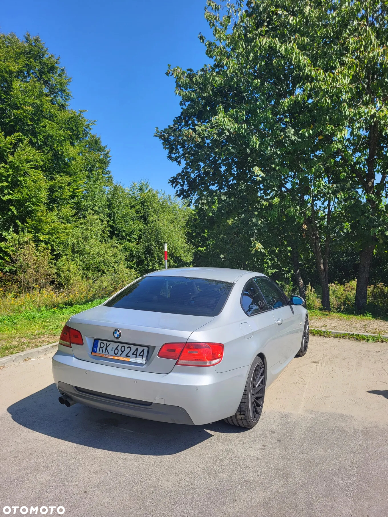 BMW Seria 3 325i Coupe - 12